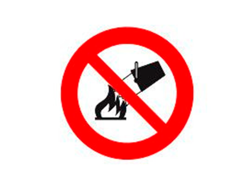 Placa-P3---300x300-mm-Proibido-Utilizar-Água